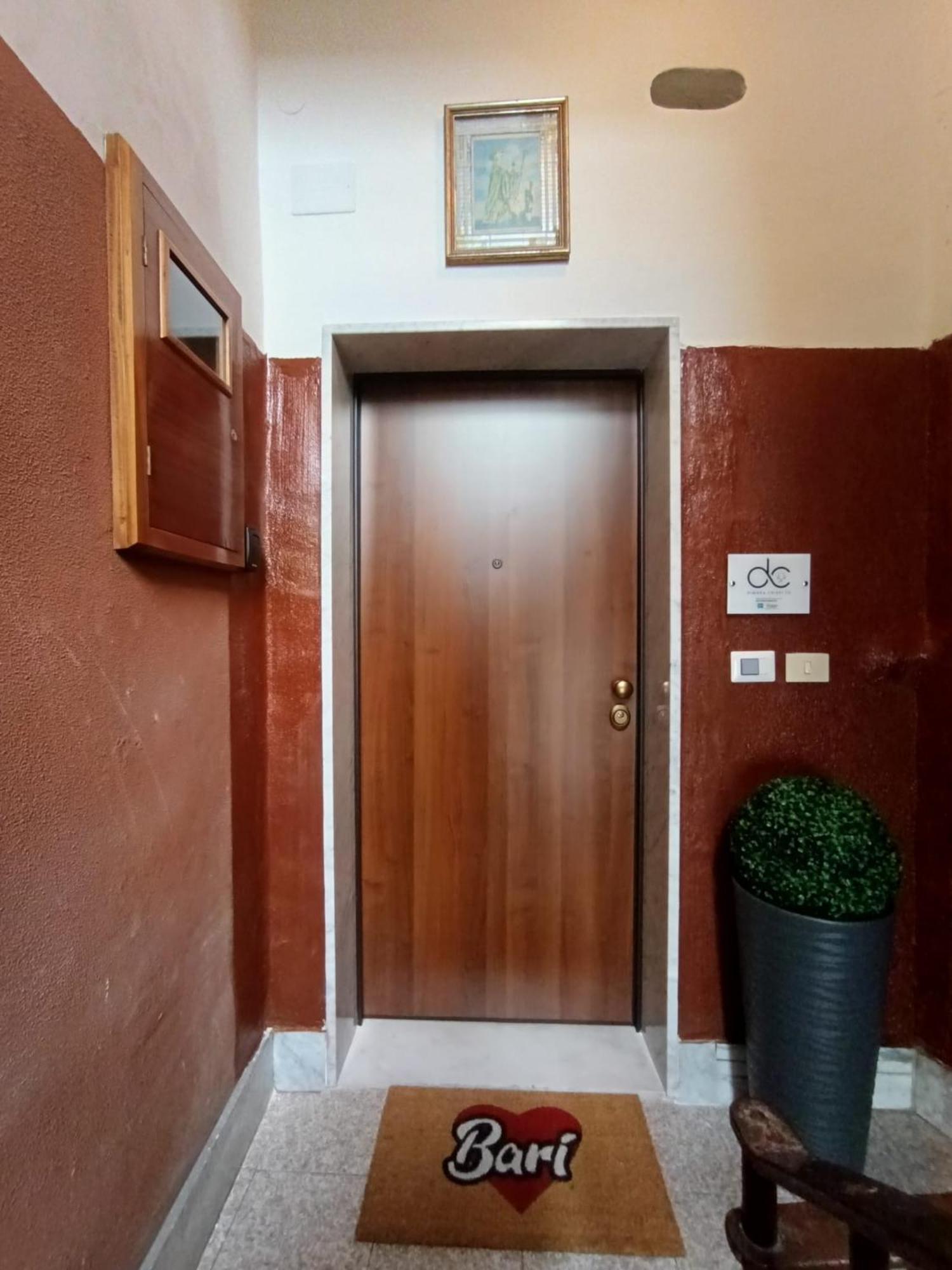 Dimora Crispi 70 Bari Exterior foto